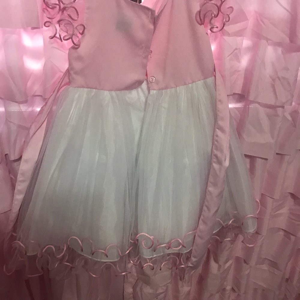 Dress - Picture 2 of 3